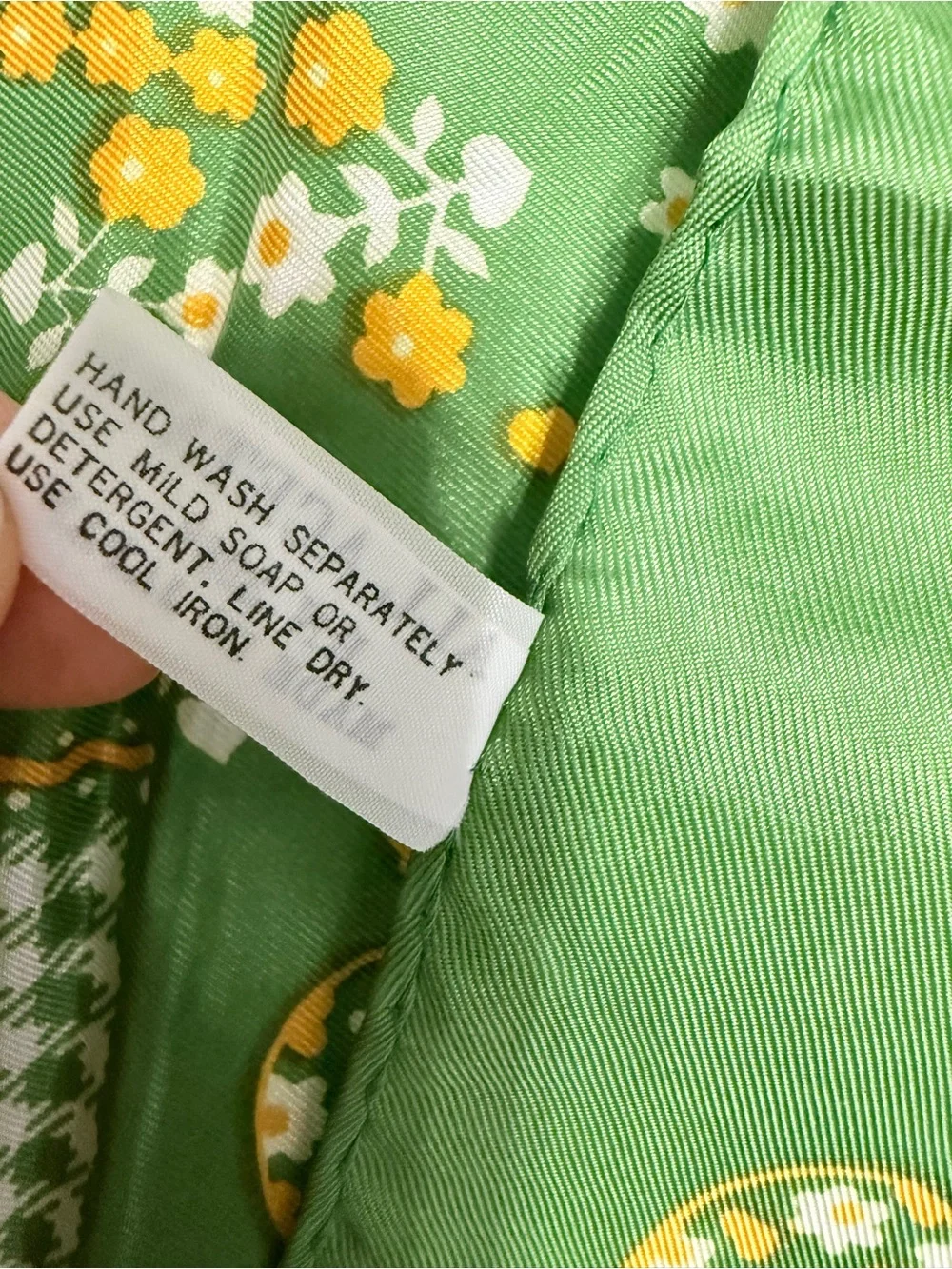 Green Patterned Silk Neck Scarf